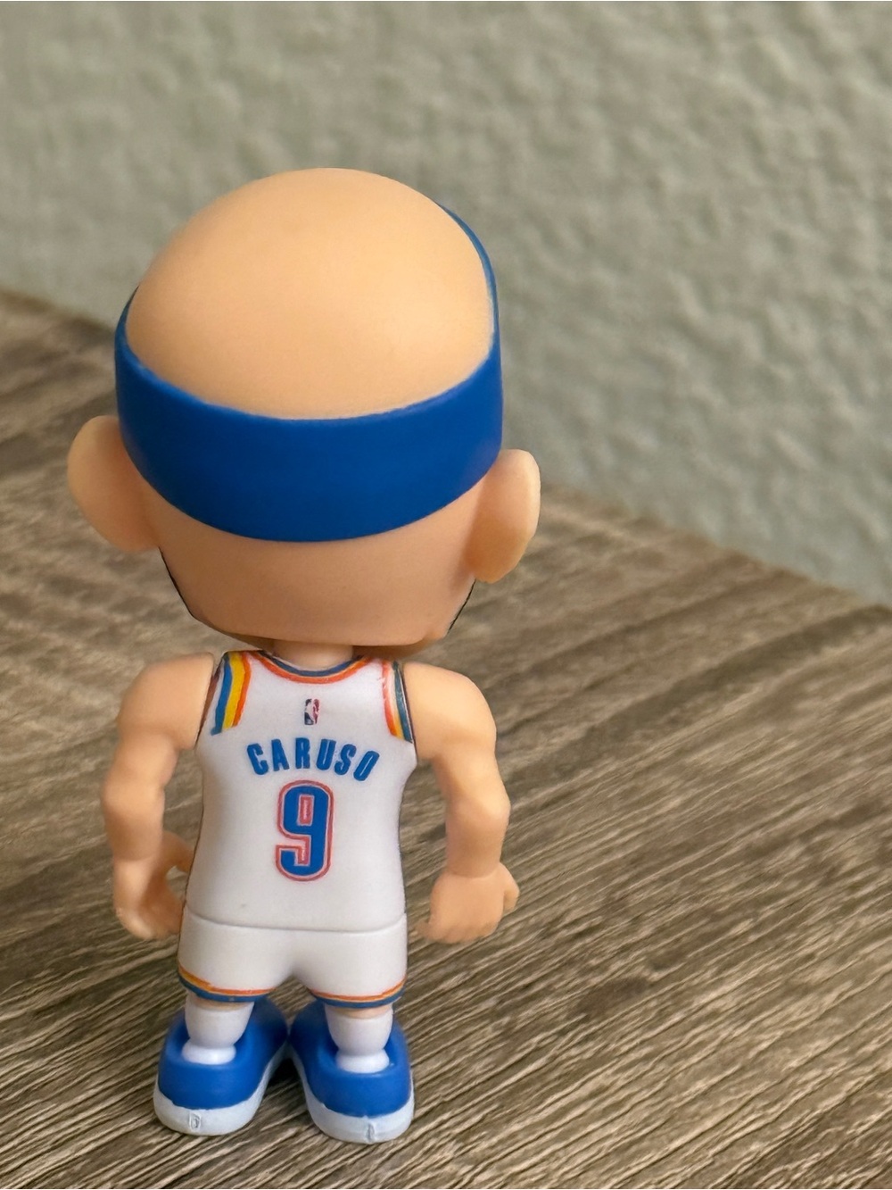 Alex Caruso Oklahoma City Thunder White Jersey NBA Ballers Series 2 - Picture 4 of 8